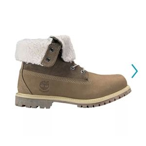 Timberland Women's Waterproof Fleece Fold-Down Boots